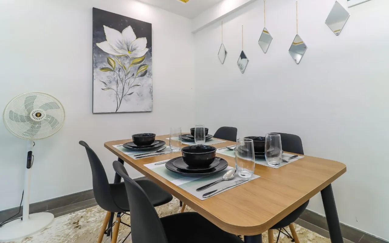 Quinn Drive Images 2 Bedroom 4