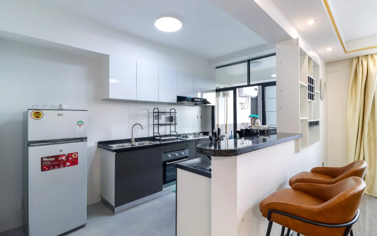 Quinn Drive Images 2 Bedroom 6